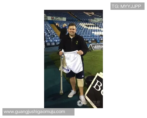 足球明星的短裤名称揭秘及其在比赛中的重要性分析